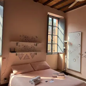 Minimal Con Travi A Vista Piacenza